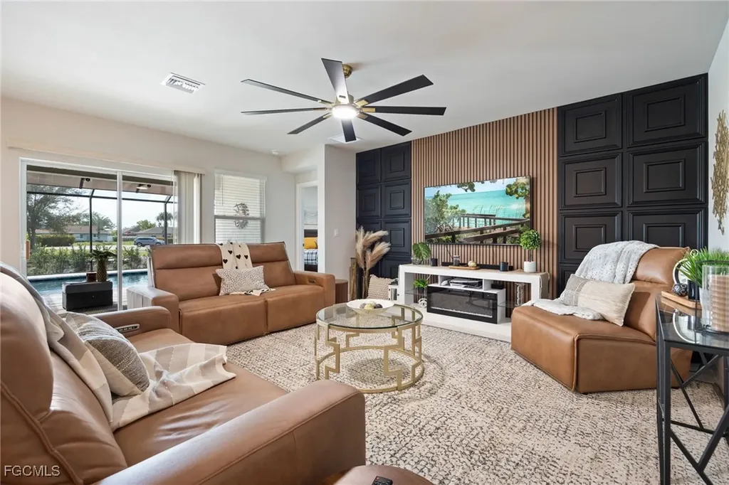 710 SW 15th Street Cape Coral FL 33991