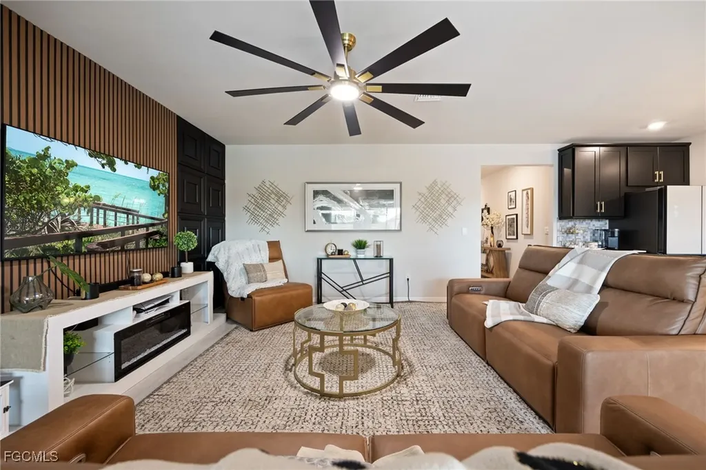 710 SW 15th Street Cape Coral FL 33991