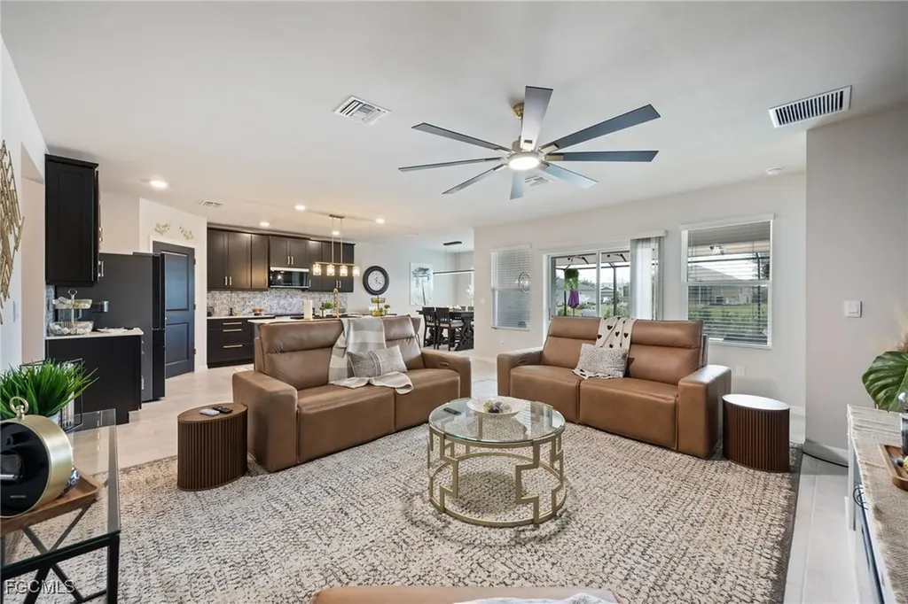 710 SW 15th Street Cape Coral FL 33991