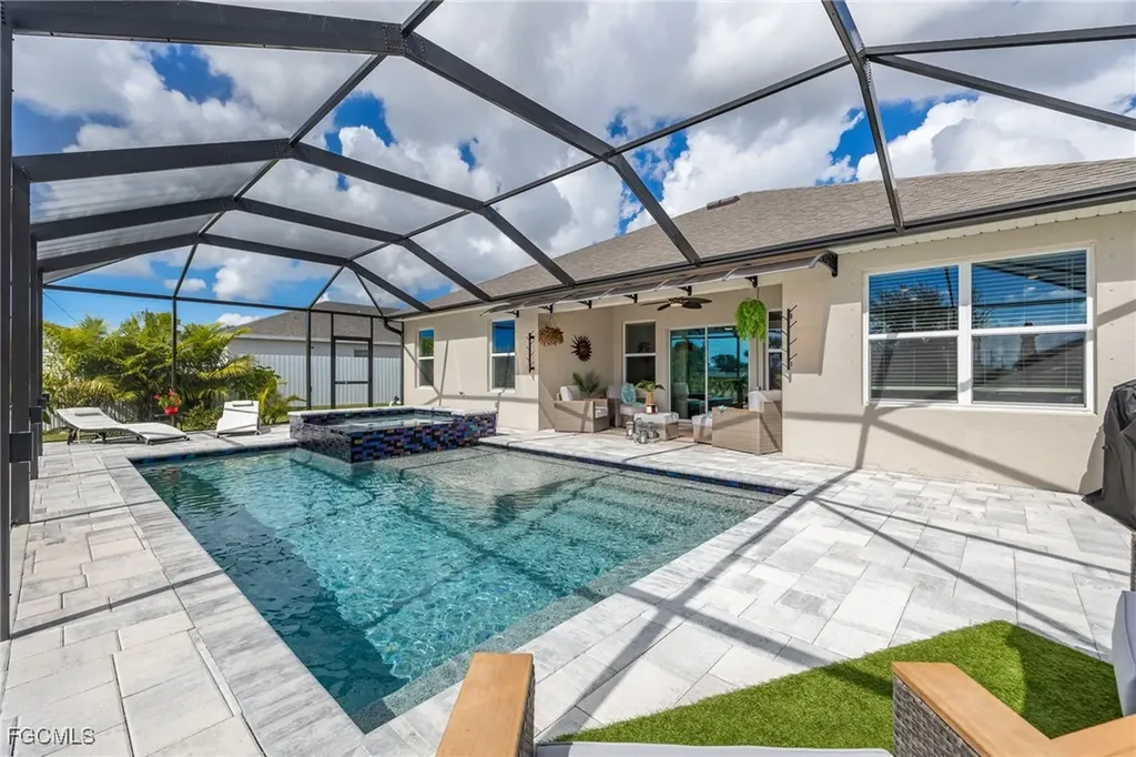 710 SW 15th Street Cape Coral FL 33991