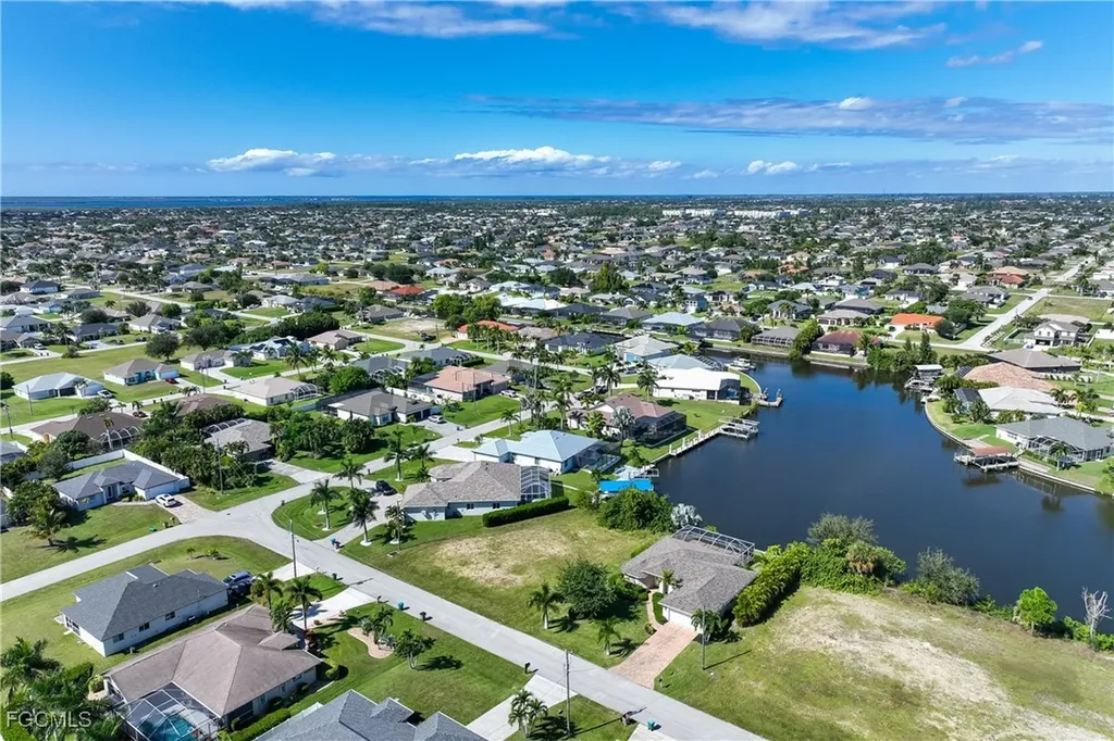 1727 SW 31st Lane Cape Coral FL 33914