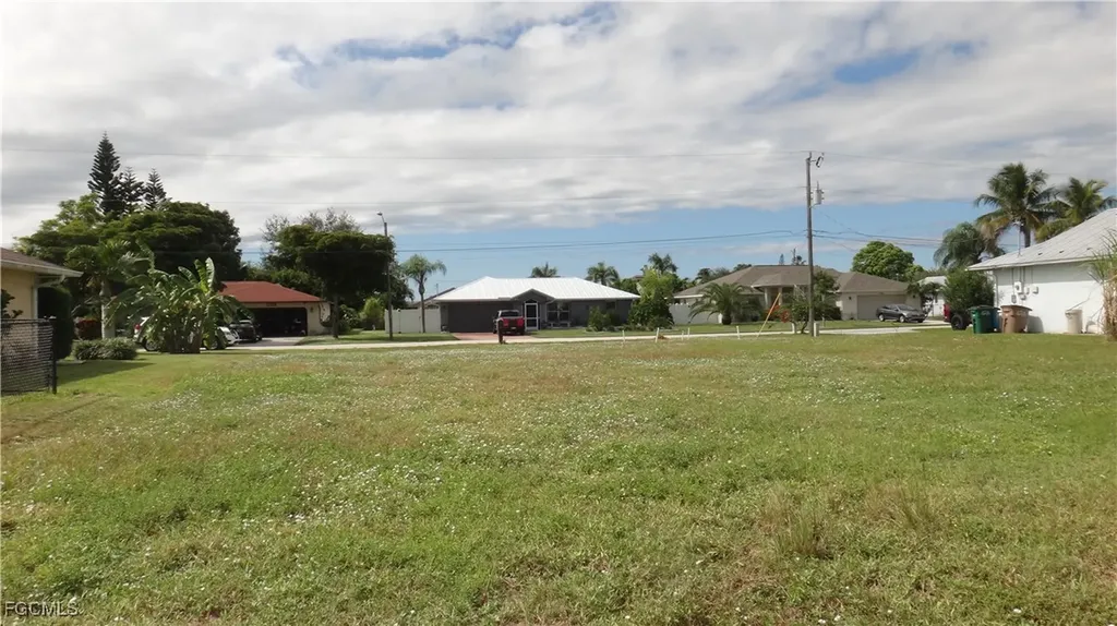 3803 SW 5 Place Cape Coral FL 33914