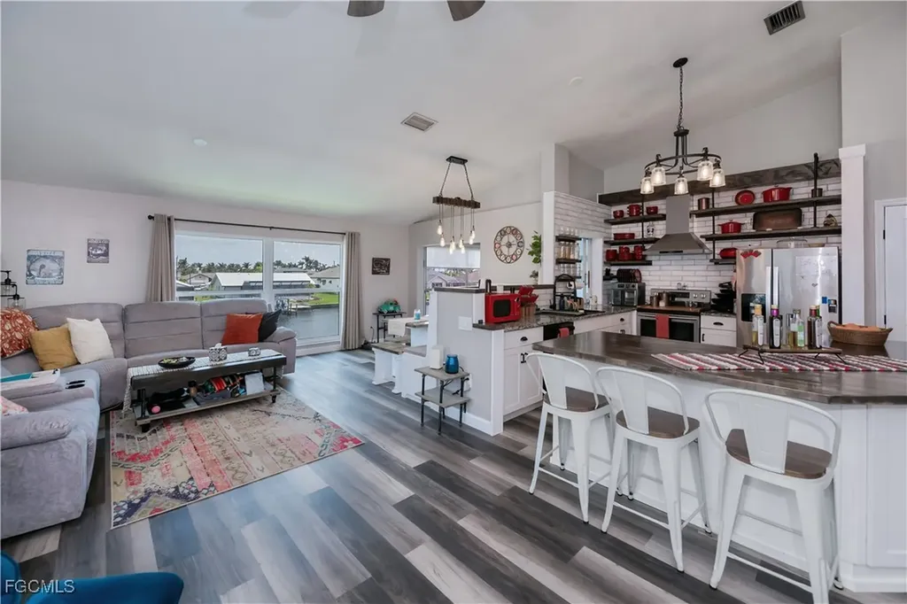 5505 SW 12th Avenue Cape Coral FL 33914