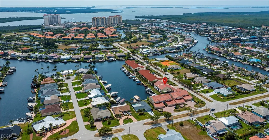 5505 SW 12th Avenue Cape Coral FL 33914