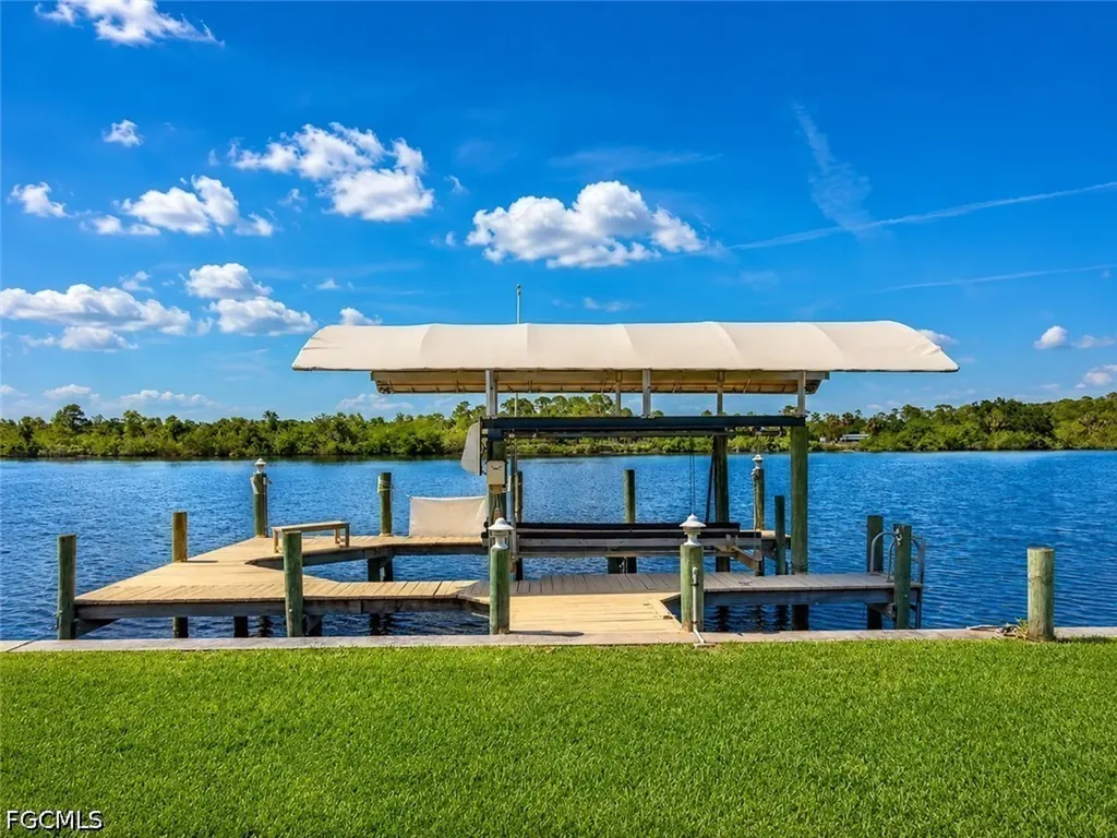 13314 Island Road Fort Myers FL 33905