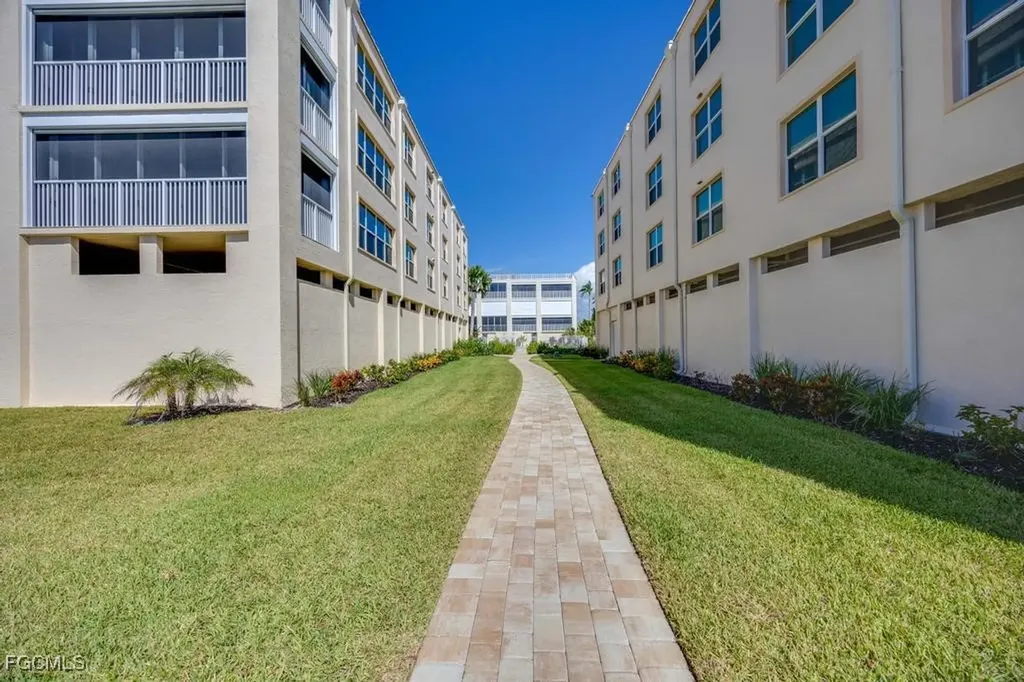 3131 W Gulf Drive Sanibel FL 33957