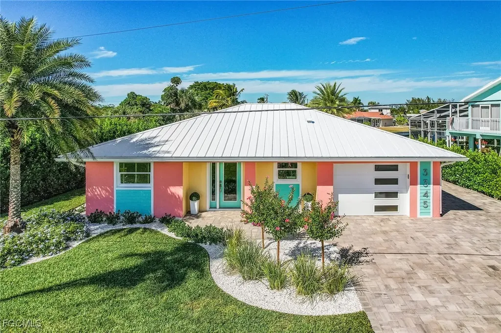 ST. James City FL, 3345 Stabile Road