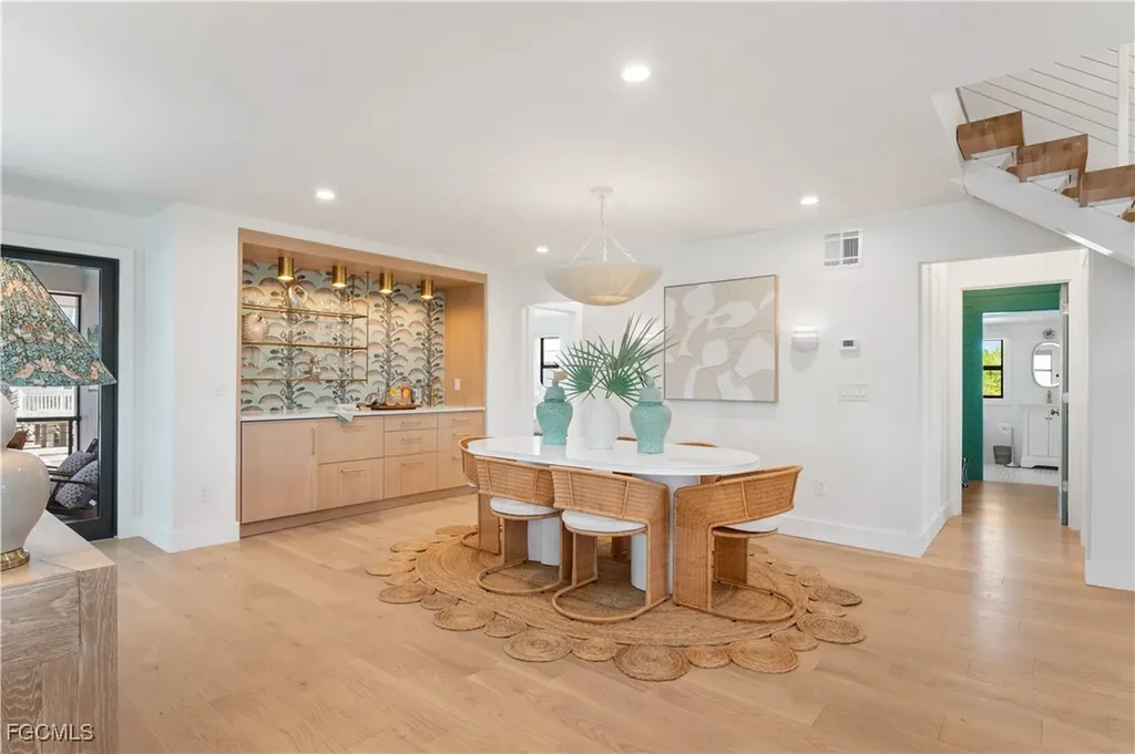 24 Beach Homes Captiva FL 33924