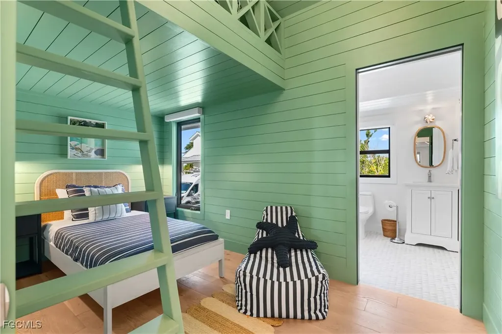 24 Beach Homes Captiva FL 33924