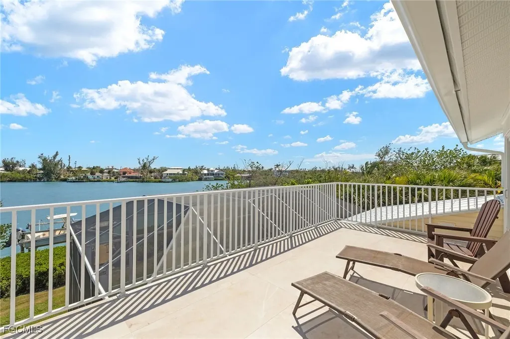 2391 Shop Road Sanibel FL 33957