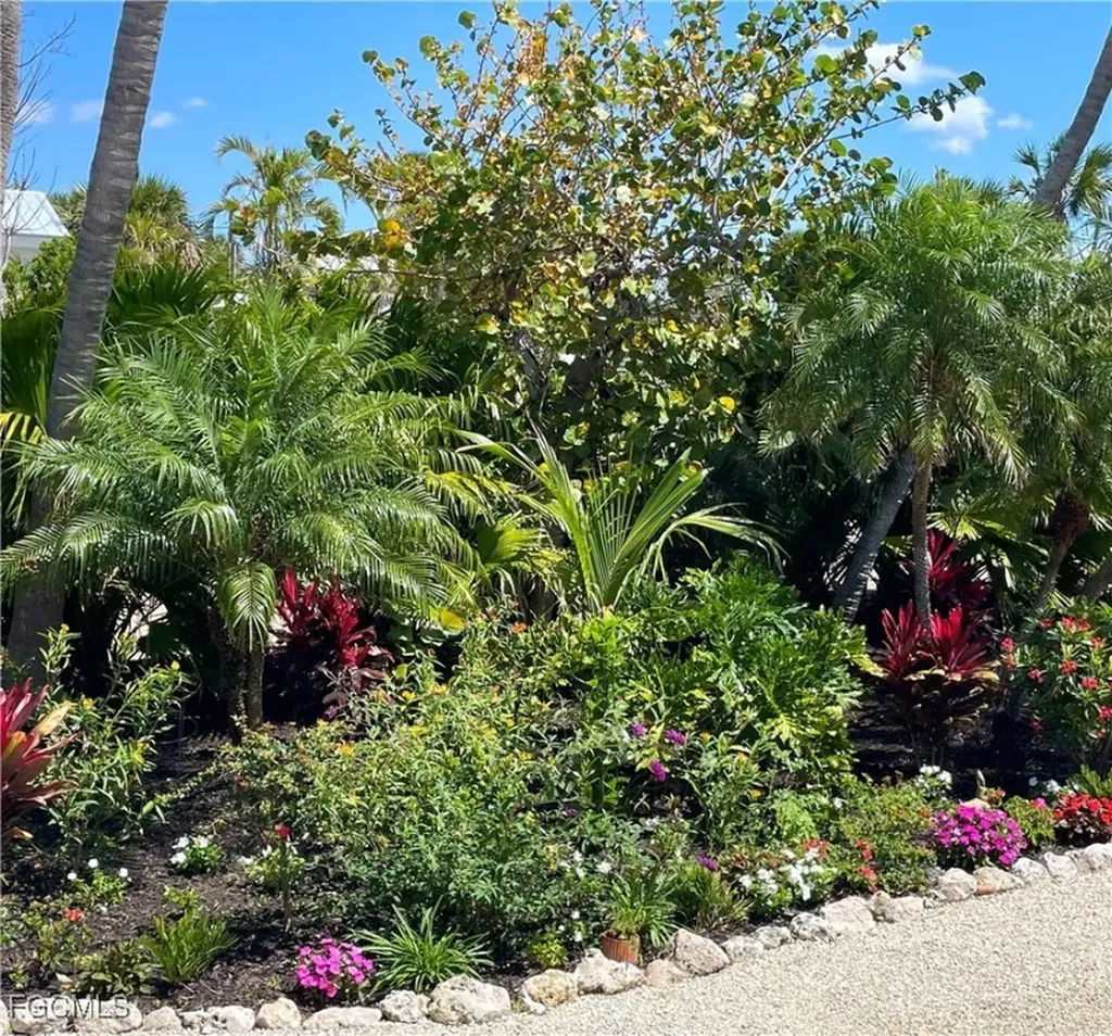 2391 Shop Road Sanibel FL 33957