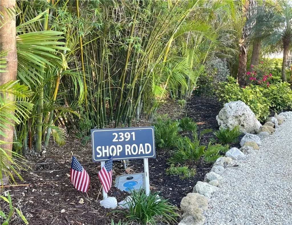 2391 Shop Road Sanibel FL 33957