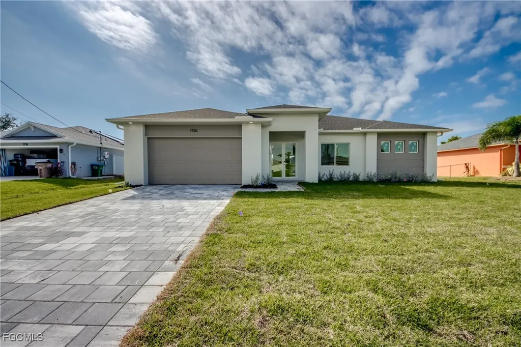 1720 SW 3rd Street Cape Coral FL 33991