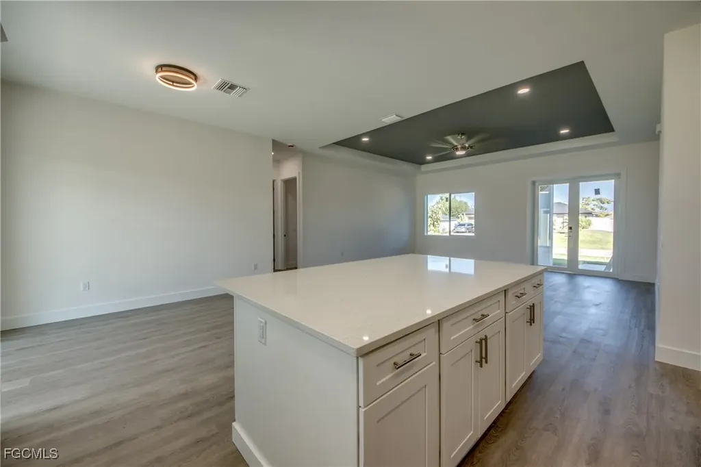 1720 SW 3rd Street Cape Coral FL 33991