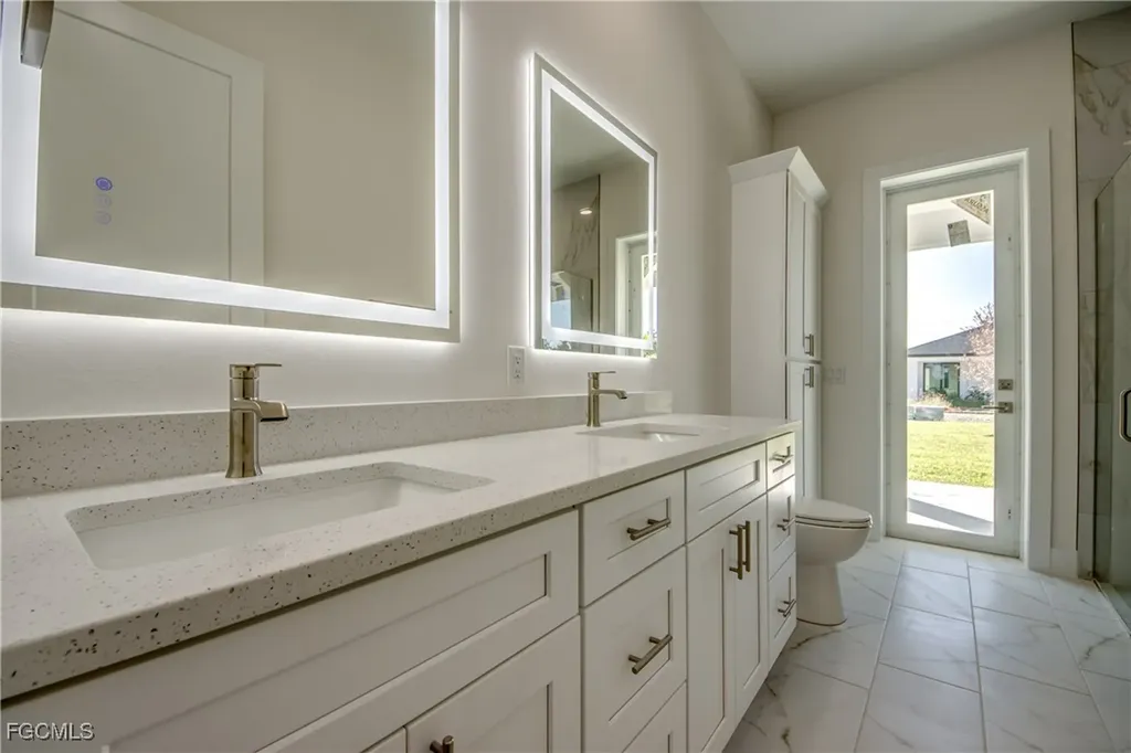 1720 SW 3rd Street Cape Coral FL 33991