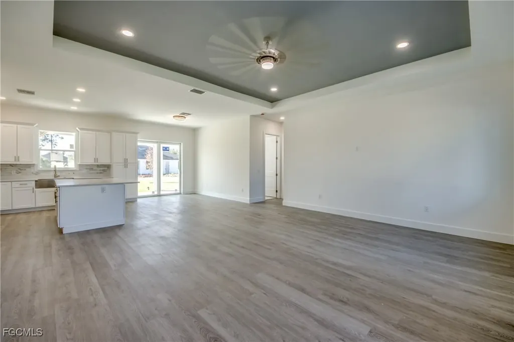 1720 SW 3rd Street Cape Coral FL 33991