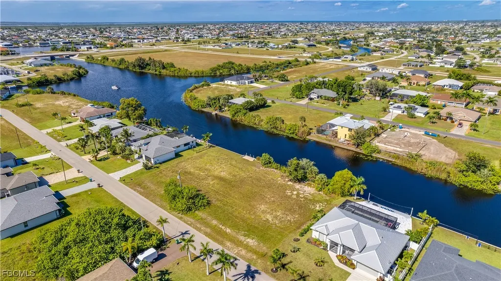 2901 SW 2nd Terrace Cape Coral FL 33991