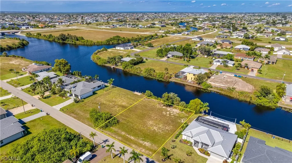 2901 SW 2nd Terrace Cape Coral FL 33991