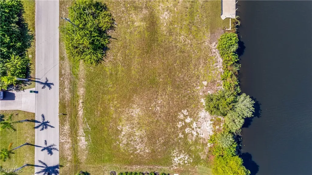 2901 SW 2nd Terrace Cape Coral FL 33991