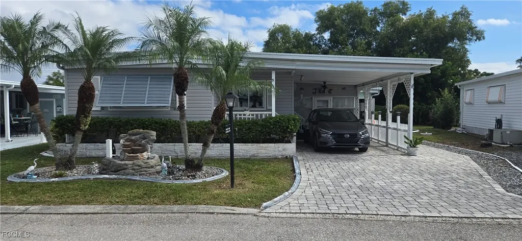 21 Nicklaus Boulevard North Fort Myers FL 33903
