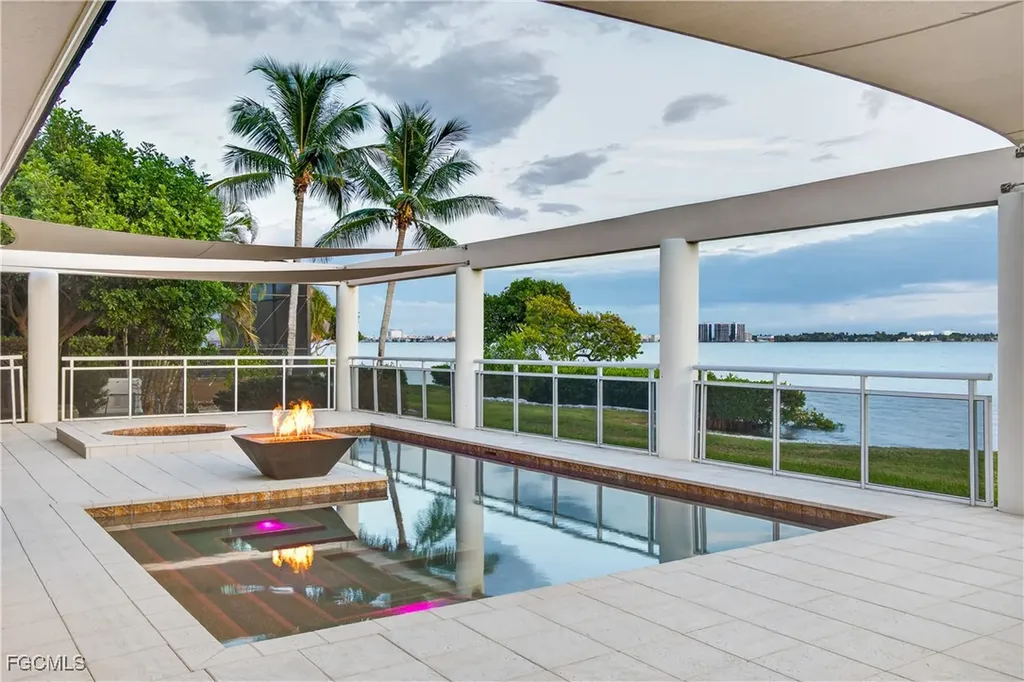 12540 Panasoffkee Drive North Fort Myers FL 33903