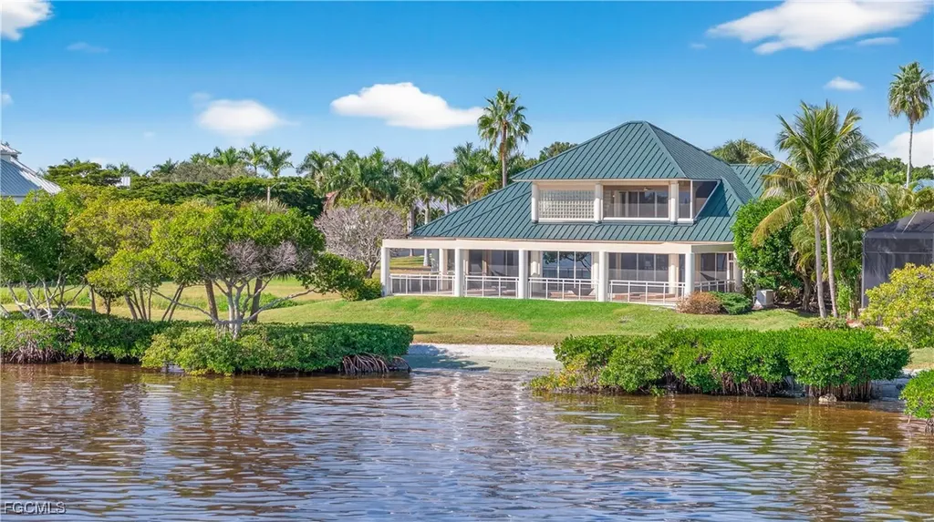 12540 Panasoffkee Drive North Fort Myers FL 33903