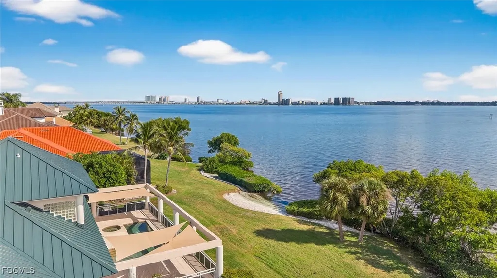 12540 Panasoffkee Drive North Fort Myers FL 33903