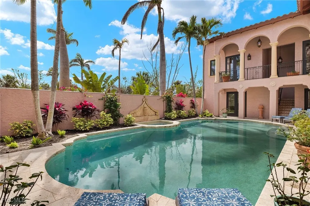 4972 Joewood Drive Sanibel FL 33957
