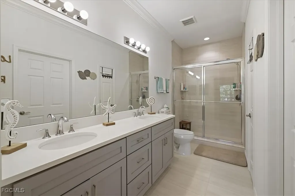 1149 Winding Pines Circle Cape Coral FL 33909