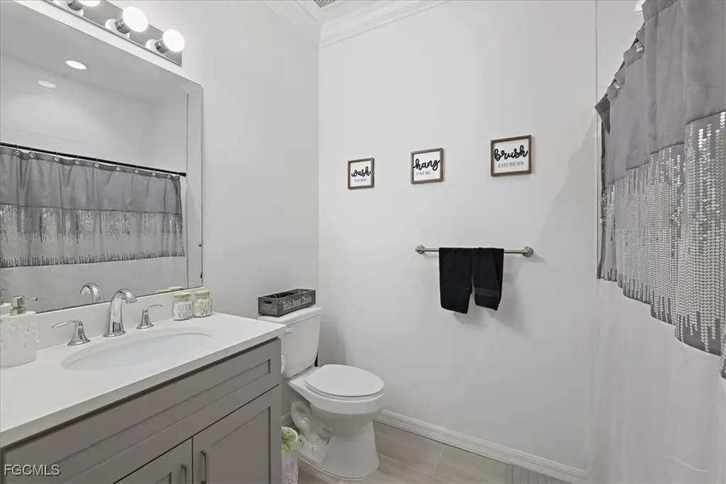 1149 Winding Pines Circle Cape Coral FL 33909