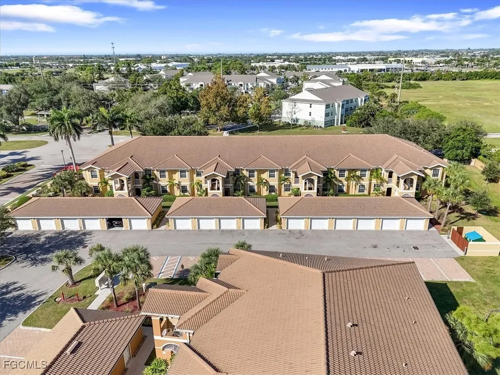 1149 Winding Pines Circle Cape Coral FL 33909