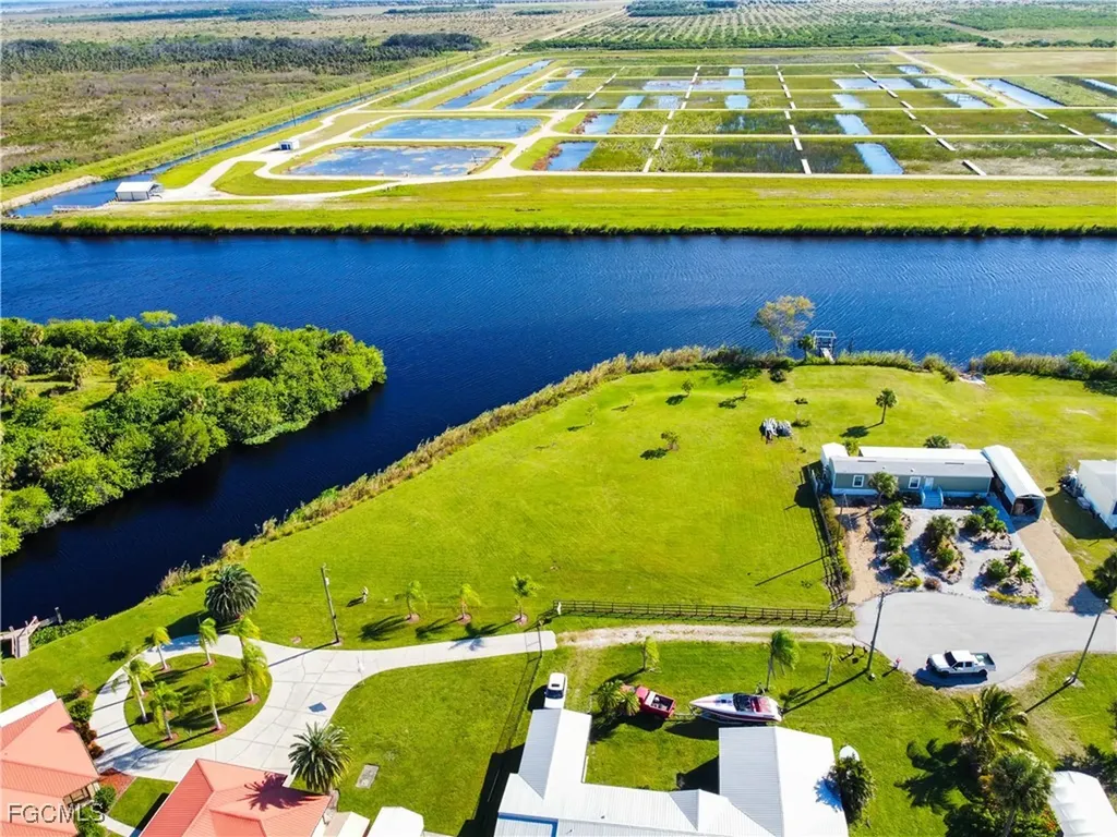 1106 E Anchor Lane Moore Haven FL 33471