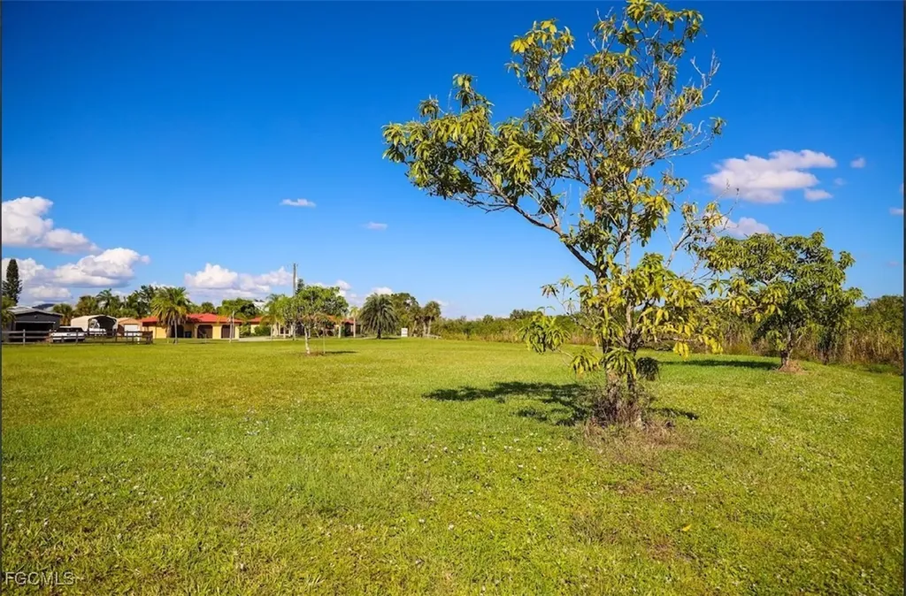 1106 E Anchor Lane Moore Haven FL 33471