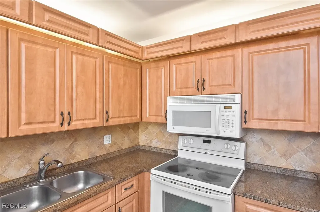 5540 Malt Drive Fort Myers FL 33907