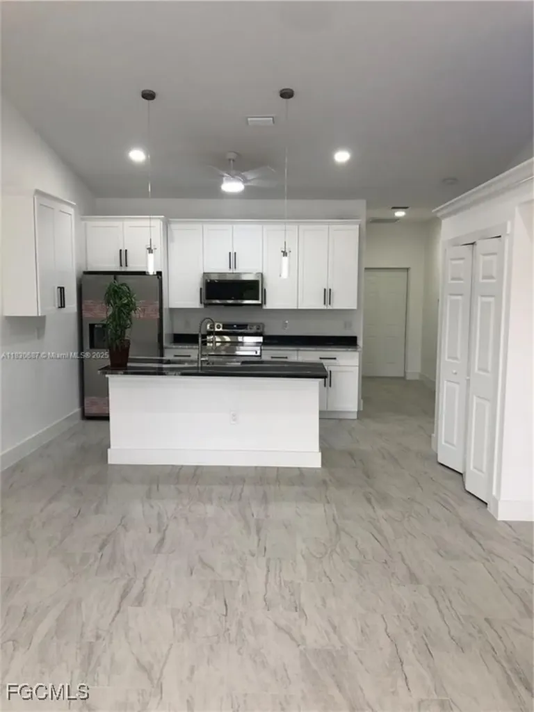 4572/4574 Golfview Boulevard Lehigh Acres FL 33973