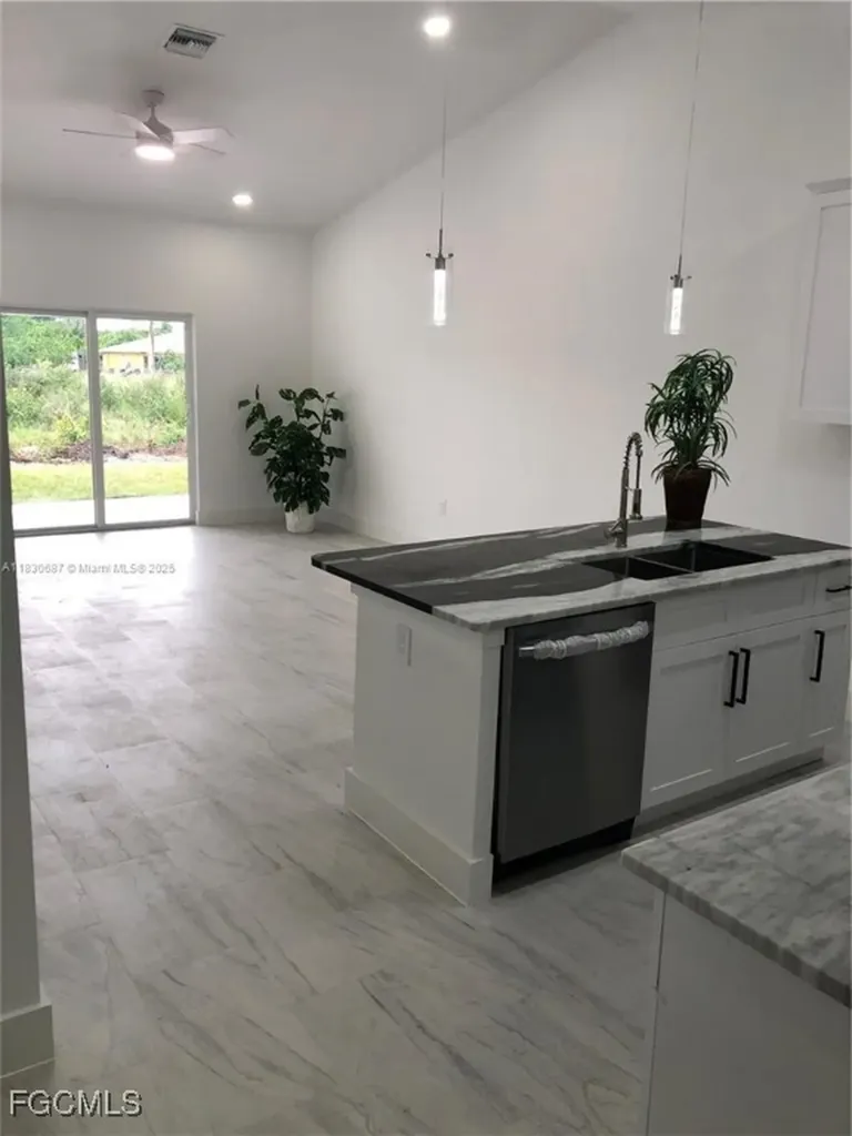 4572/4574 Golfview Boulevard Lehigh Acres FL 33973