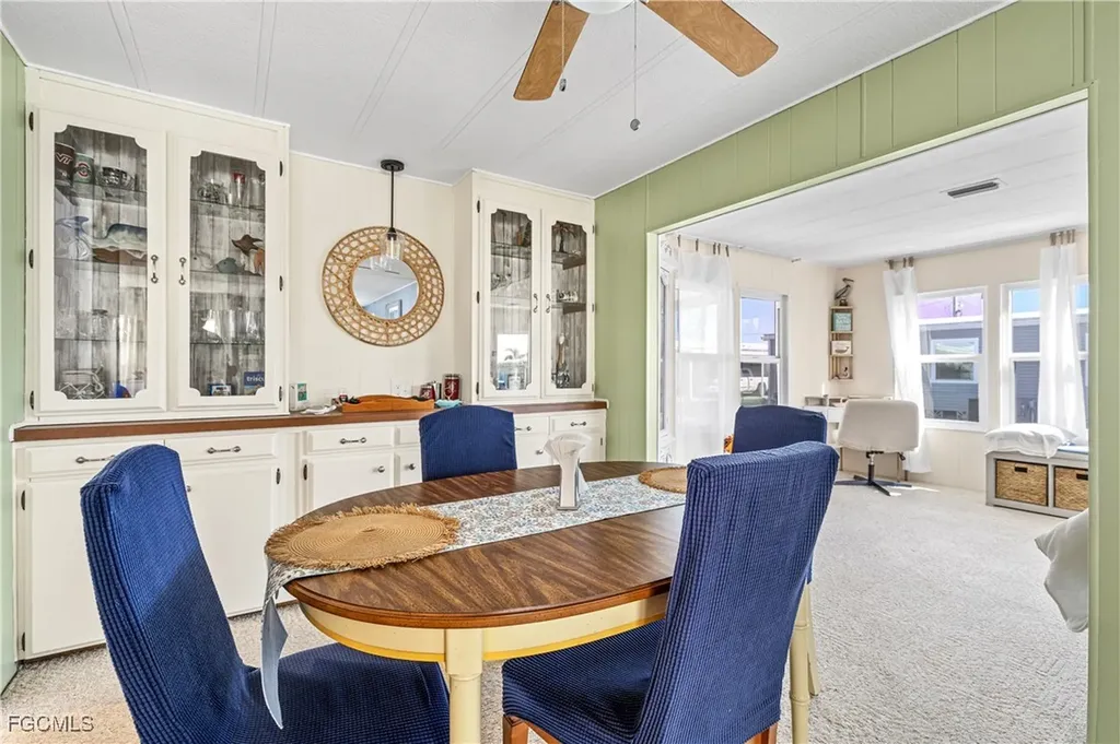 16033 Hibiscus Way North Fort Myers FL 33903