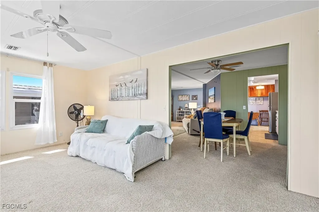 16033 Hibiscus Way North Fort Myers FL 33903