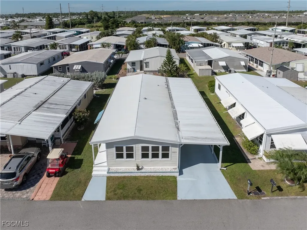 16033 Hibiscus Way North Fort Myers FL 33903