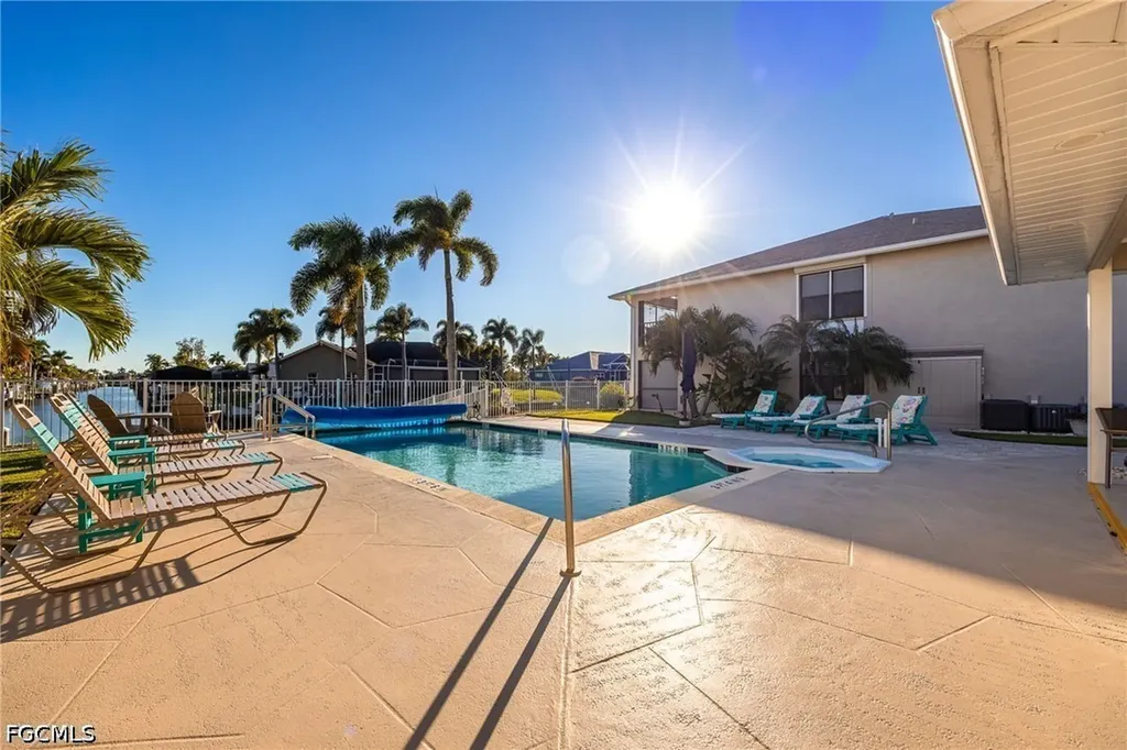 912 SW 48th Terrace Cape Coral FL 33914