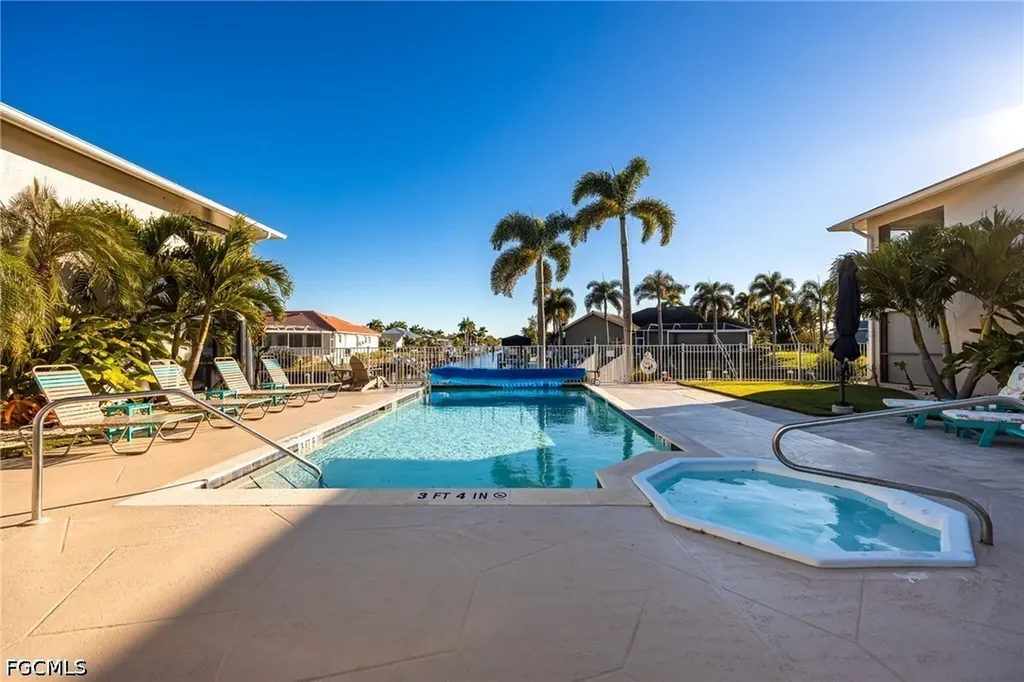 912 SW 48th Terrace Cape Coral FL 33914