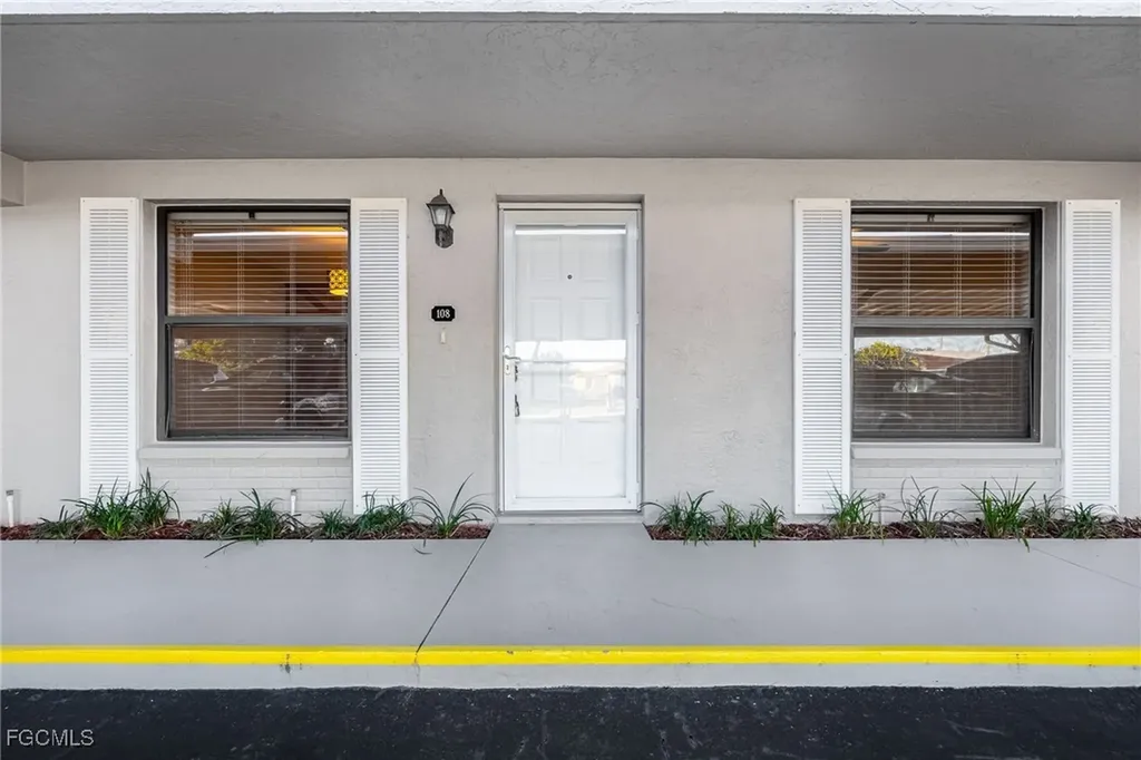 912 SW 48th Terrace Cape Coral FL 33914