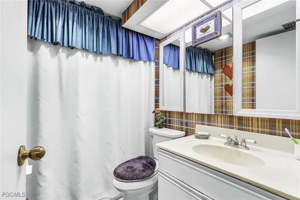 4210 Steamboat Bend Fort Myers FL 33919