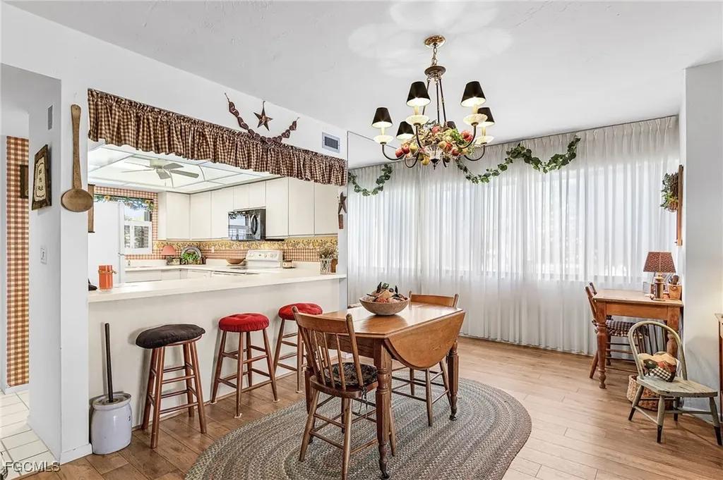 4210 Steamboat Bend Fort Myers FL 33919