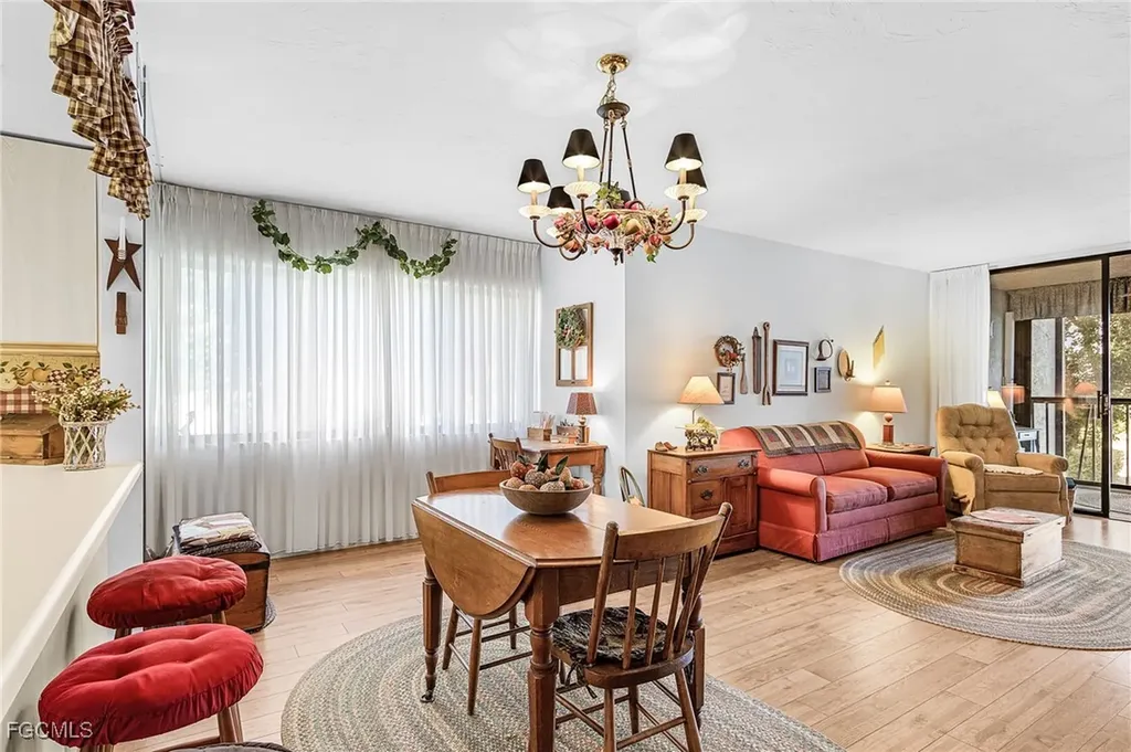 4210 Steamboat Bend Fort Myers FL 33919