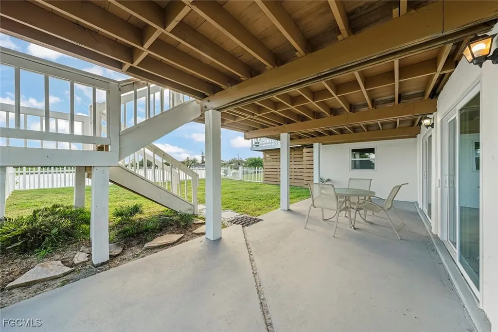 9127 Mockingbird Drive Sanibel FL 33957