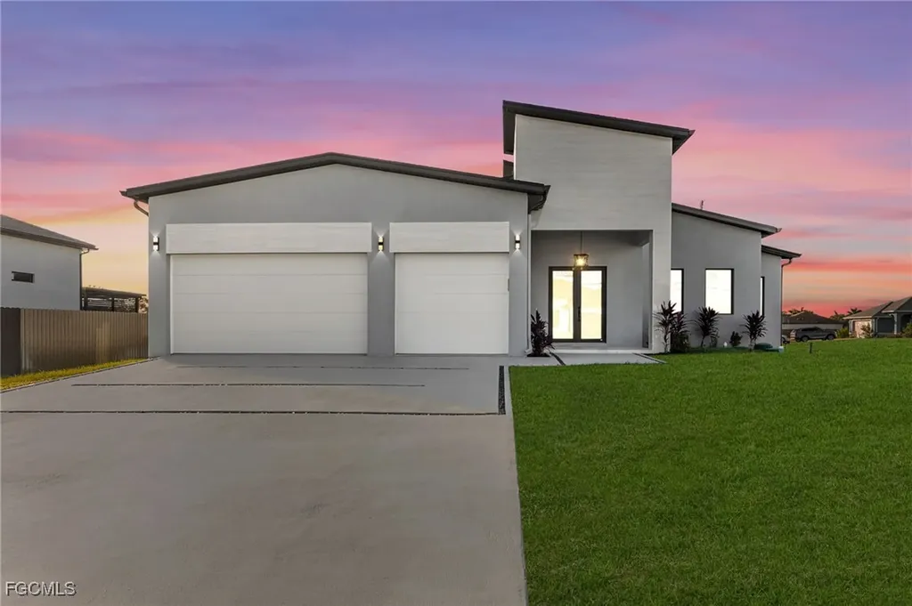 3232 NW 21st Street Cape Coral FL 33993