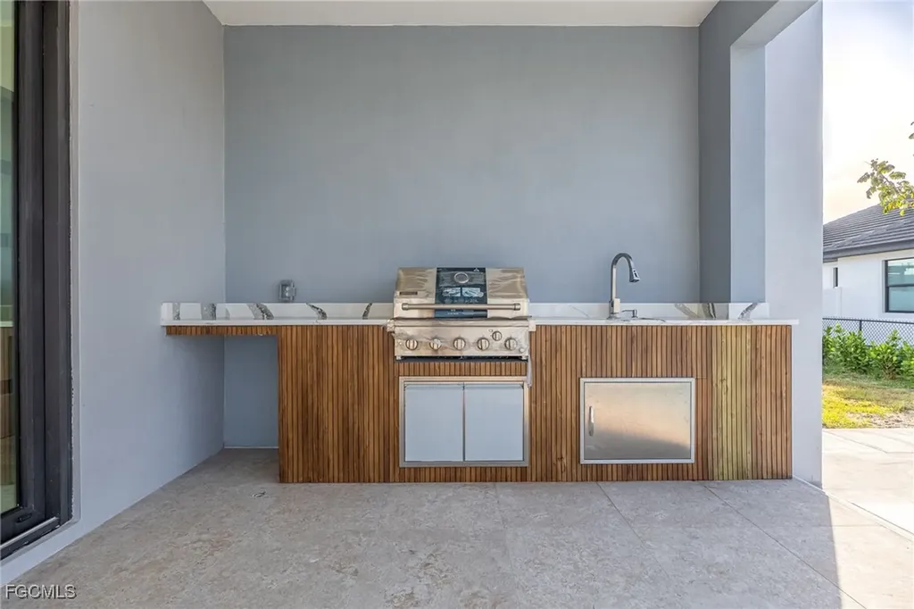 3232 NW 21st Street Cape Coral FL 33993