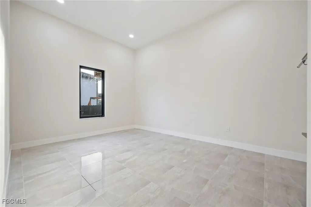 3232 NW 21st Street Cape Coral FL 33993