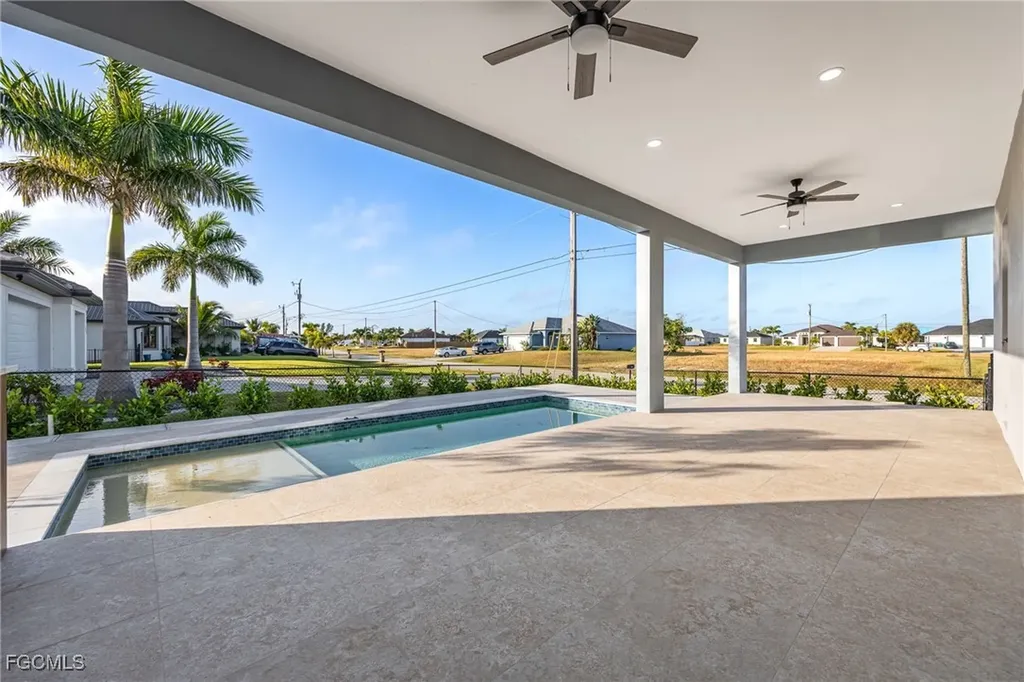 3232 NW 21st Street Cape Coral FL 33993